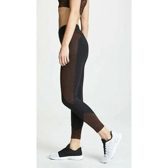 Koral Curve Mid Rise Glow Crop Legging Black Bronze Quartz - Picture 1 of 7